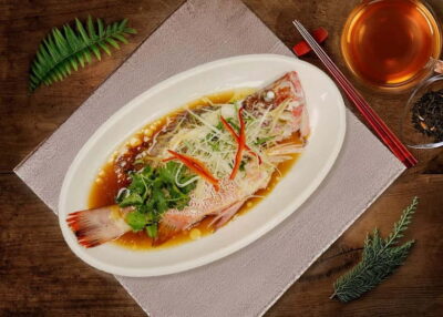 Hong Kong: Aberdeen Fishing Heritage Tour with Seafood Feast - Pier 6 logistics: how you start the day (and where to meet)