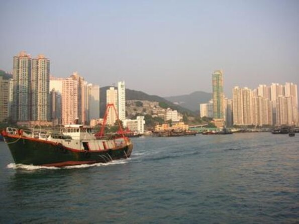 Hong Kong Fisherman’s Wharf: Aberdeen Fishing Village Boat Tour - Key Points You’ll Actually Care About