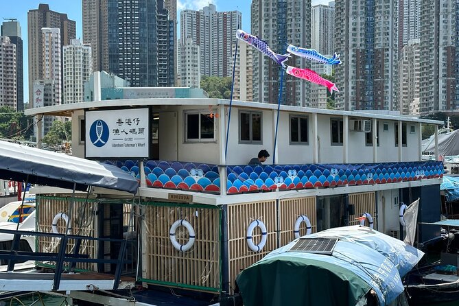 Hong Kong Fisherman’s Wharf: Aberdeen Fishing Village Boat Tour - The 20-Minute Teak Boat Ride: Views With Context