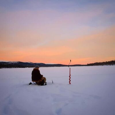 Ice-Fishing by Foot on Lake Ylläsjärvi - What You Learn Before You Fish: pilkki basics and hole technique