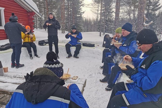 Ice fishing experience - What to wear so the cold stays a background detail
