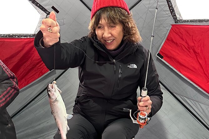 Ice Fishing in Fairbanks - Weather reality: a winter activity with real constraints