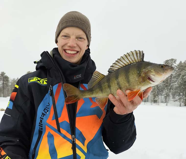 Inari: 2 hour Ice Fishing at Lake Inari - Snowmobile + sledge: the ride out to the ice (up to 4 km)