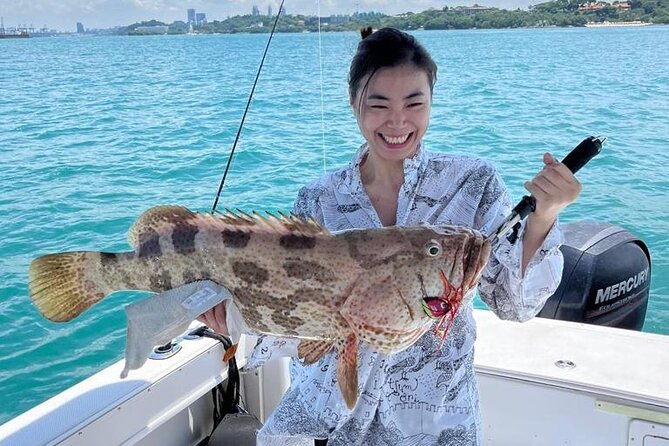 Join-in Yacht Fishing at the Southern Islands of Singapore - Why This 4-Hour Southern Islands Yacht Fishing Works