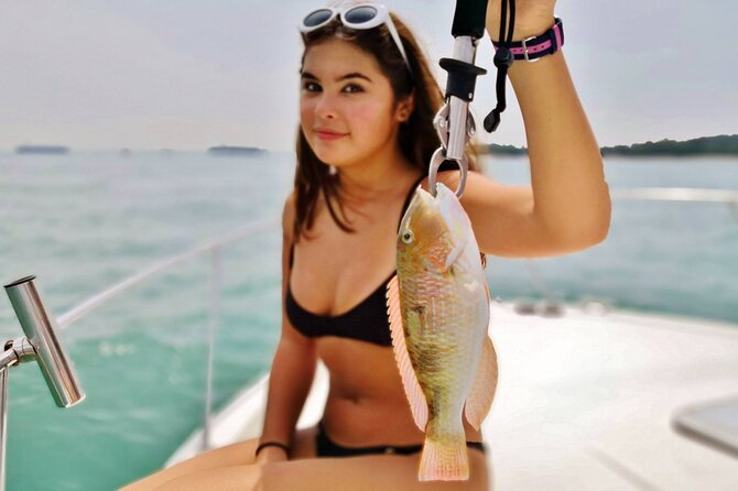 Join-in Yacht Fishing at the Southern Islands of Singapore - Stop 1: Lazarus Island and the Value of a Defined Break