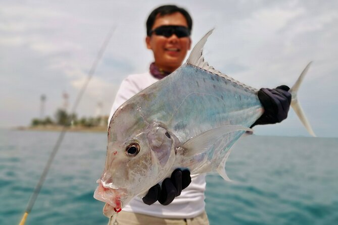 Join-in Yacht Fishing at the Southern Islands of Singapore - “Catch & Cook” Style Payoff: Bringing Your Fish Home