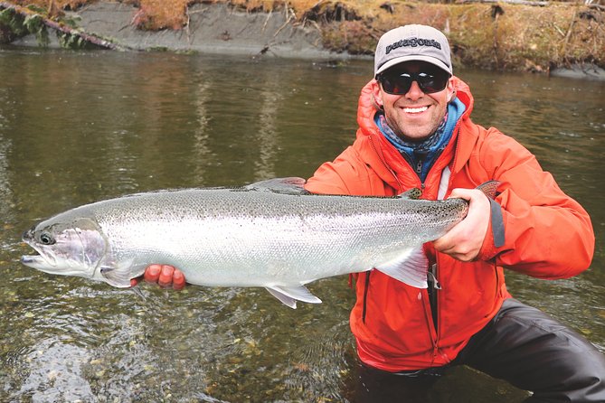 Kenai River Fishing Charter - Fly or conventional: why gear included is a big deal here
