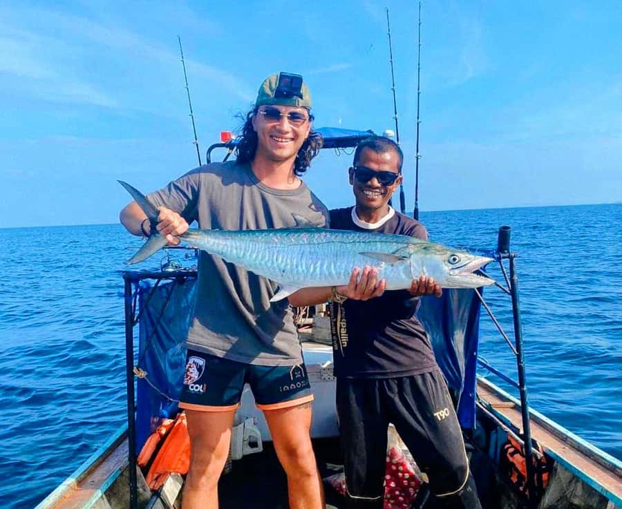 Ko Lanta: Exclusive Private Long-tail Boat Fishing Trip - Learning the traditional technique: how the guide makes it click