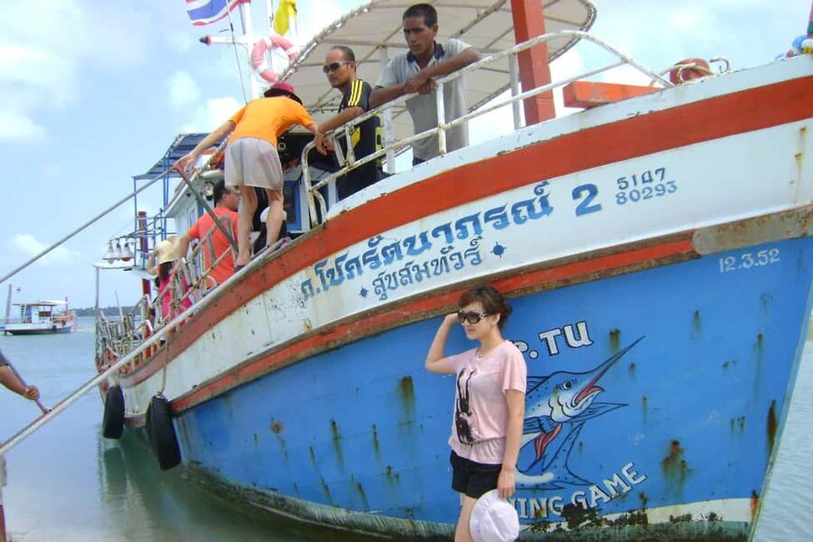 Koh Samui: Fishing Day Tour by Escort Boat with Mr. Tu - Lunch on Board: The Buffet Meal That Makes the Day Feel Worth It