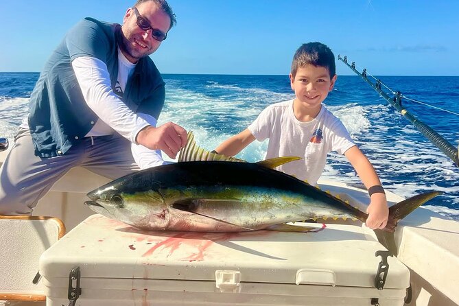 Kona Hawaii Per Person Shared Fishing with Bite Me Sportfishing - What You Get Included: Gear, Ice, and a Cooler for Your Own Food