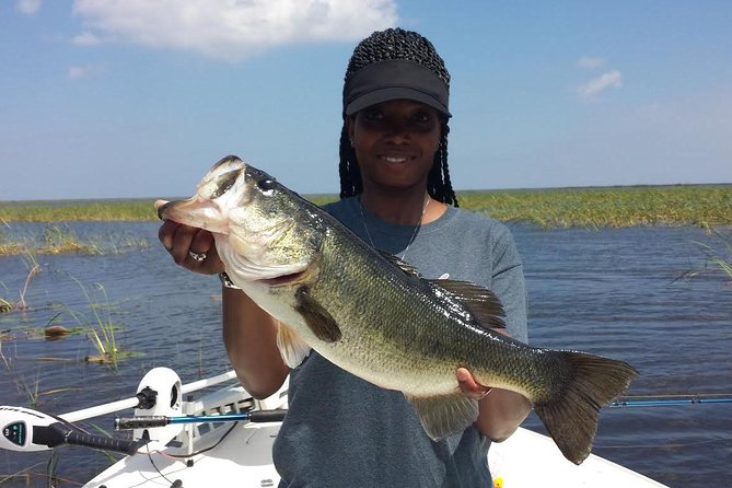 Lake Okeechobee Fishing Trip Near Fort Myers - What’s Included on the Boat (and What You’ll Still Need)