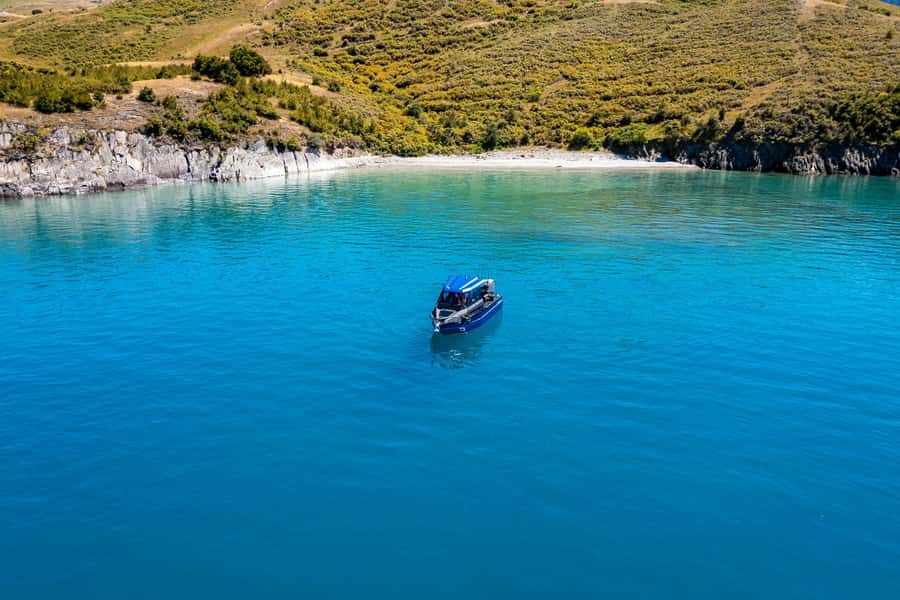 Lake Wakatipu: 3 Hour Fishing Adventure by Boat - Your 3-hour game plan: meeting at the jetty to lines-in-water fishing
