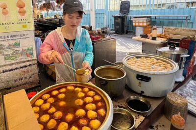 Lantau Group Tour: Dolphin Watching, Fishing Village & Cable Car - Ngong Ping 360: Using Group Entry to skip the ticket-line grind
