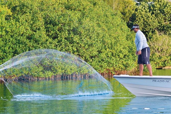 Light Tackle Tarpon Fishing - Your Private Charter Setup: Meeting at Club Náutico de Cangrejos