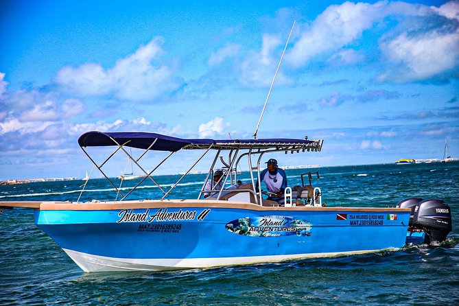 Local Fishing Plus Snorkeling Tour in Isla Mujeres - The people side: captain support and staying relaxed