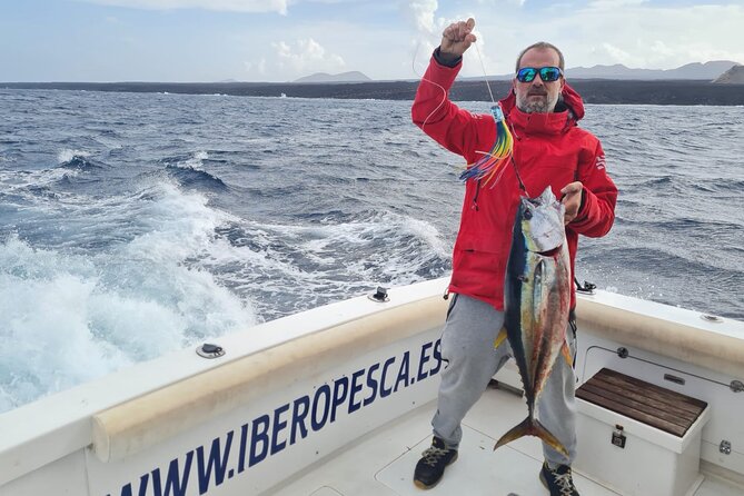 Macaronesia Charter Fishing in Lanzarote (Canary Islands) - Onboard Macaronesia: Comfort, Gear, and Crew Help