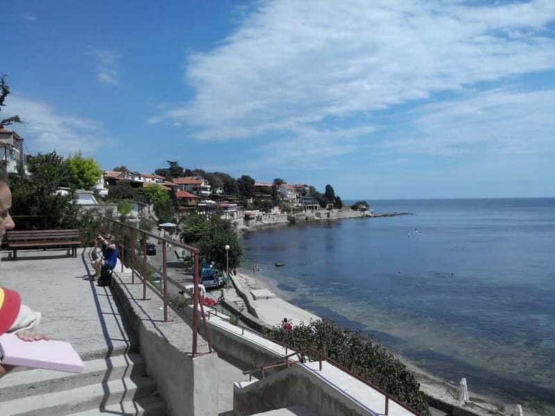 Nessebar: 4-Hour Boat Tour incl. Fishing, Lunch & Drinks - Lunch buffet and unlimited drinks: where the value really shows