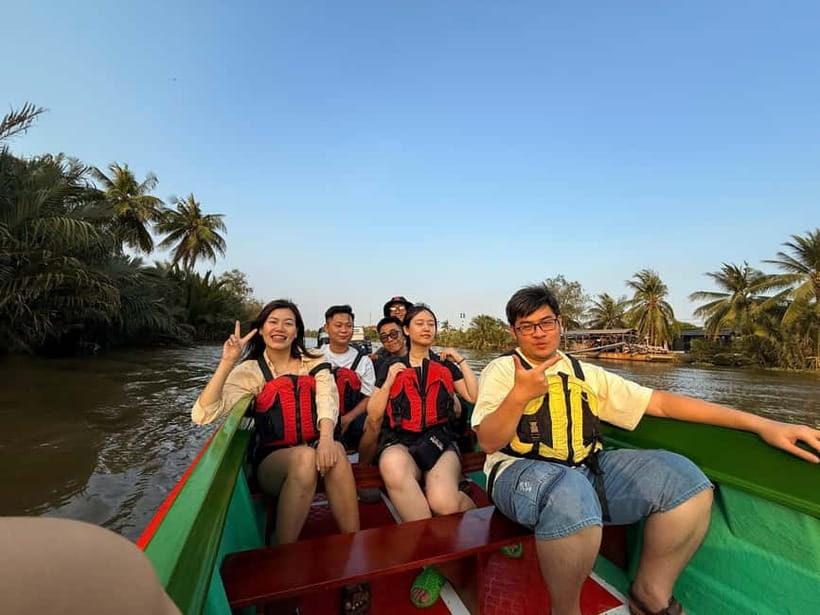 New Mekong Delta Nature 1Day: Bicycle-Kayak-Canoe & Fishing - Cooking class lunch: spring rolls and banh xèo made in real time