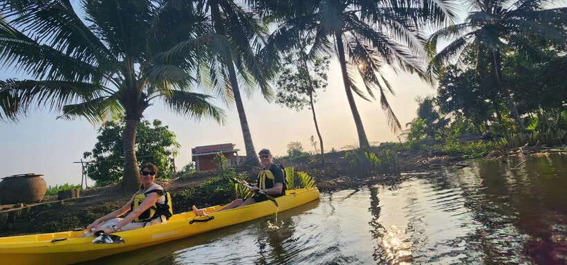 New Mekong Delta Nature 1Day: Bicycle-Kayak-Canoe & Fishing - Canoe boat time and the fruit orchards: lemon, guava, and dragon fruit