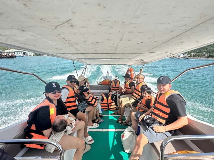 Nha Trang: Snorkeling, Fishing, SUP at Mini Beach, BBQ Lunch - BBQ Lunch on Nha Trang Bay: Local Seafood Break