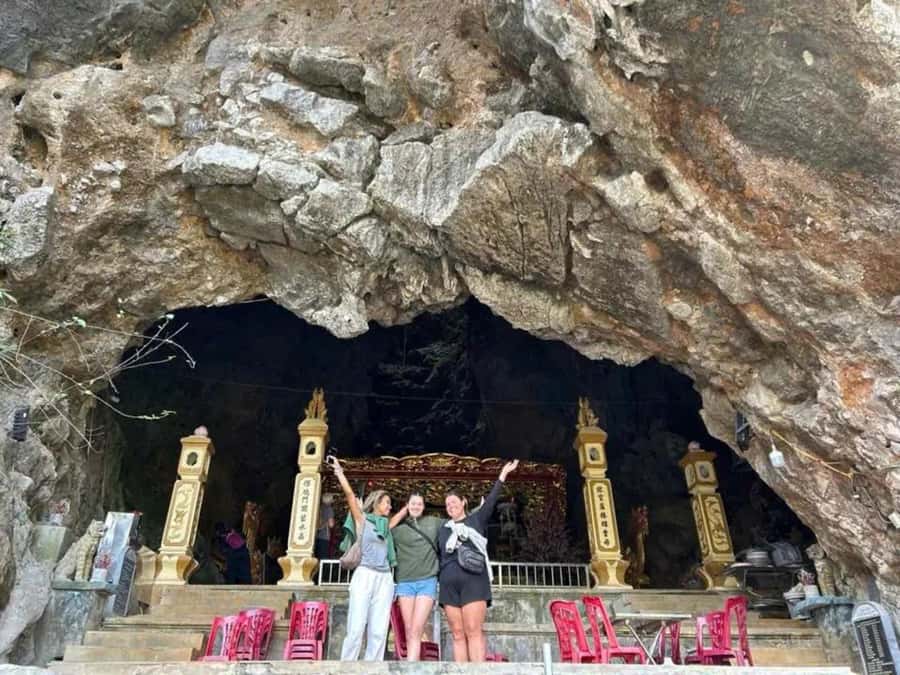 Ninh Binh Jeep Adventure: Temples, Lotus, Fishing & Cooking - Riding Ninh Binh by open-air Jeep (and why it changes the day)