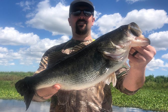 Orlando Bass Fishing Guide near iDrive - R.D. Keene Park Launch: Dock Setup and Wildlife Along the Way