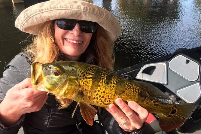 Peacock Bass Fishing Trip in Boynton Beach - Captain Bobby’s Coaching Style: Learning While You Fish