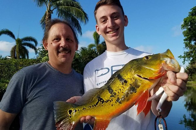 Peacock Bass Fishing Trips near Palm Beach Florida - Meeting point, transport, and getting on the water without stress