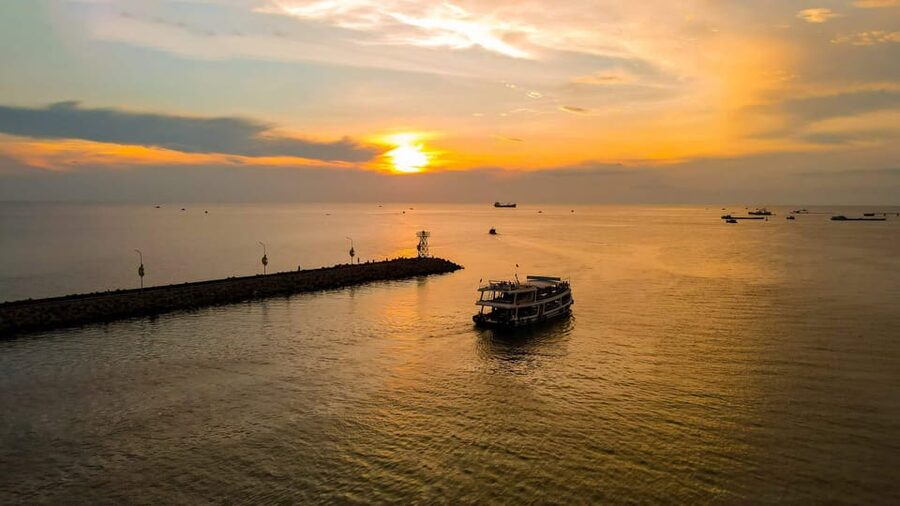 Phu Quoc: Sunset and Squid Fishing Boat Tour with Dinner - FAQ