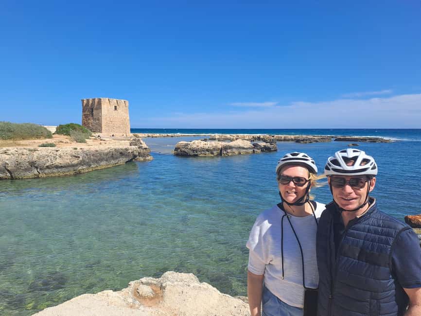 Polignano: Guided e-bike tour, sea cliffs & San Vito - Polignano’s Old Town: Narrow Streets and Sea-Facing Balconies