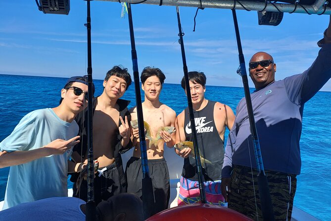 Private 4 hour Rose Island tour snorkeling fishing - Rose Island Beach Time: Sun, Shade, and Your Own Food