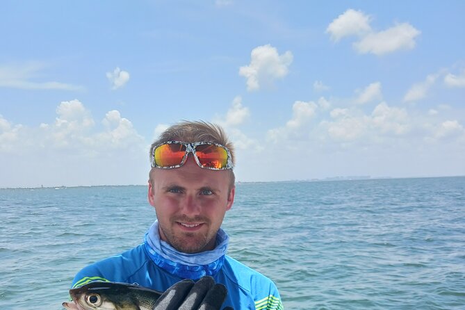 Private 4 hr Fishing Tour with Master Captain Bill Phillips - The catch-of-the-day promise in Sarasota Bay