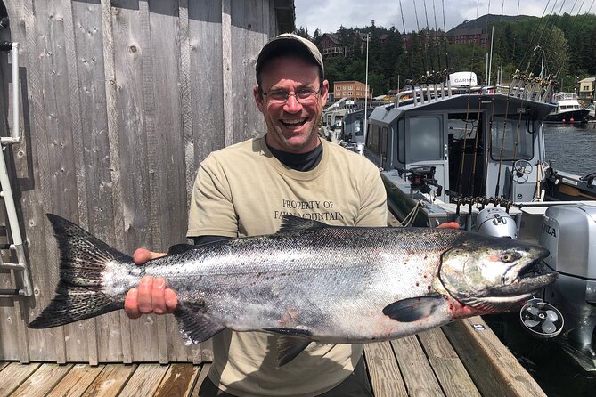 Private Alaska Salmon Fishing—Up to 6 Guests, Priced by Group - Private charter rhythm: up to 6 people in about 5 hours