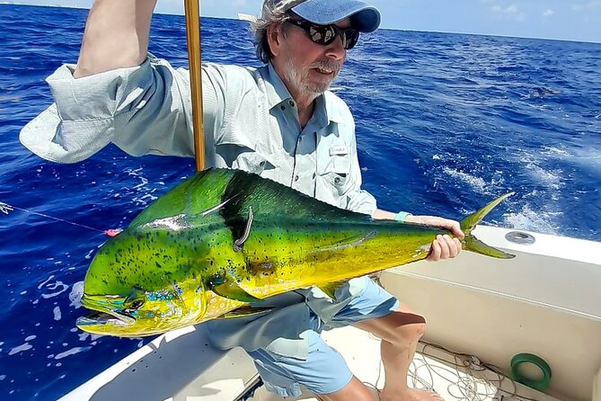 Private Deep Sea Fishing Tour in Isla Mujeres and Cancun - Private Deep Sea Fishing in Isla Mujeres and Cancun: What the Day Feels Like