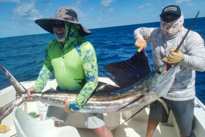 Private Deep Sea Fishing Tour in Isla Mujeres and Cancun - Meeting Point and Pickup: Getting to Black Pearl Smoothly