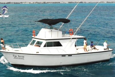 Private fishing charter Boat 48ft 12 pax Good Marlin and Sailfish - Price and fees: the real cost of a Cancun day on the water