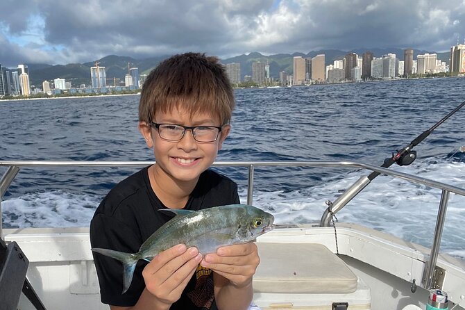 Private Fishing Charter for Family and Friends in Honolulu - Fishing license and rules: quick info you shouldn’t skip