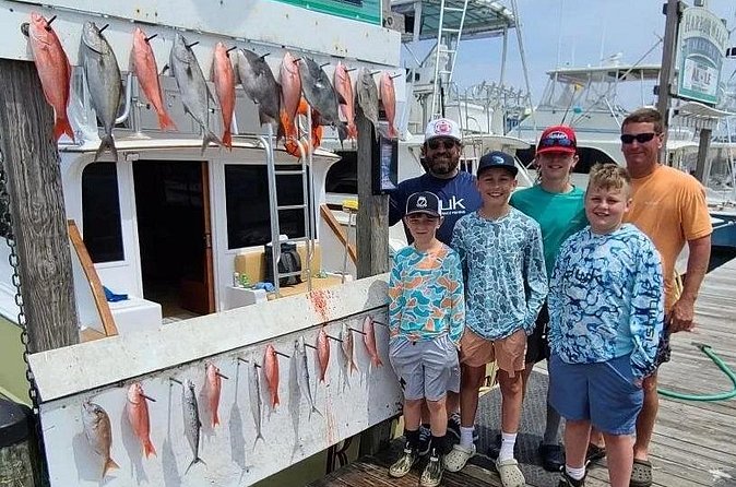 Private Fishing Charters from Destin Harbor - Rods, reels, bait, and tackle: why being equipped matters