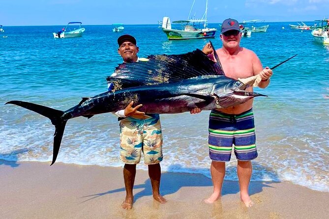Private Fishing for Lunch Experience in Vallarta Bay - Drinks, Water, and Comfort on the Water