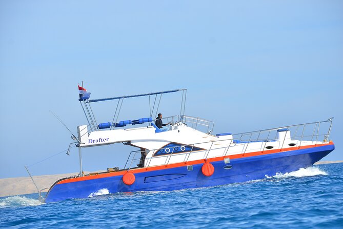 Private Fishing Full Day Boat and Snorkeling Sea Trip -Hurghada - Luxury sailing boat day: how the 8 hours fit together
