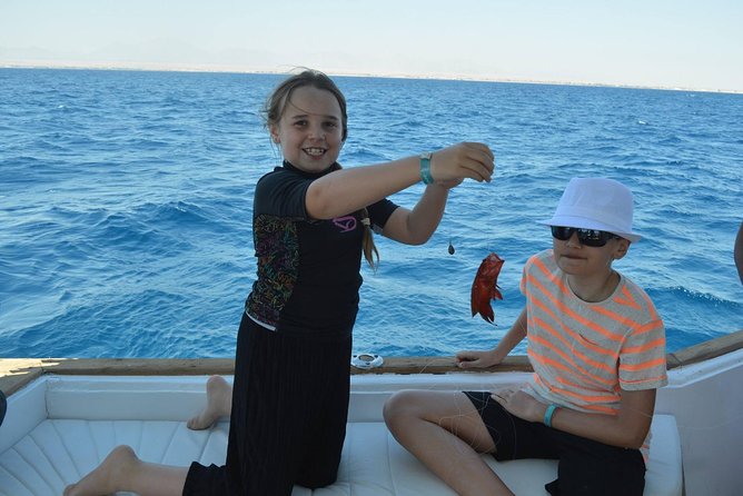 Private Fishing Full Day Boat with Equipment and Lunch - Hurghada - What fish you’re aiming for around the Red Sea