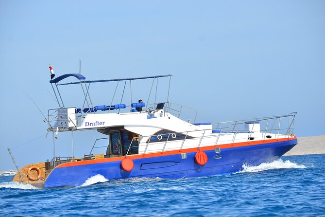Private Fishing Full Day Boat with Equipment and Lunch - Hurghada - The crew and guide support: Amer and a team that keeps things moving