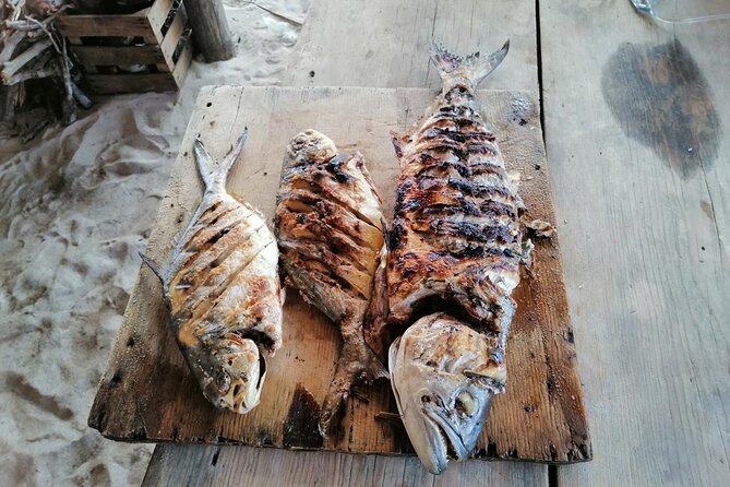 Private Fishing Tour in Holbox Island with Lunch and Pick up - Pickup at P.º Carey: how to make the start stress-free