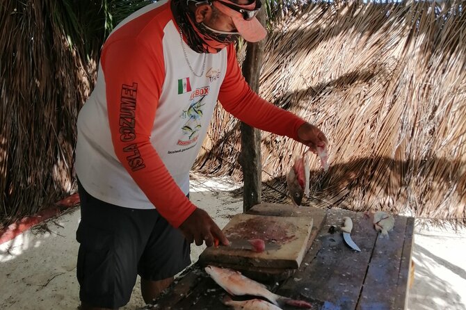 Private Fishing Tour in Holbox Island with Lunch and Pick up - Price and value: $388.55 for the group makes sense here