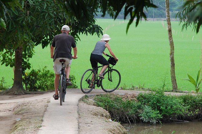 PRIVATE LUXURY Mekong 1 Day with Biking, Fishing, Cooking Class & BBQ LUNCH - Motorized Mekong cruising: Unicorn Island and stilted fishing life