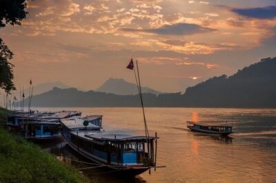 PRIVATE Mekong Delta 1 Day with Kayaking, Biking & Cooking - Boat Life on the Tien River: Islands, Stilt Houses, and Floating Farms