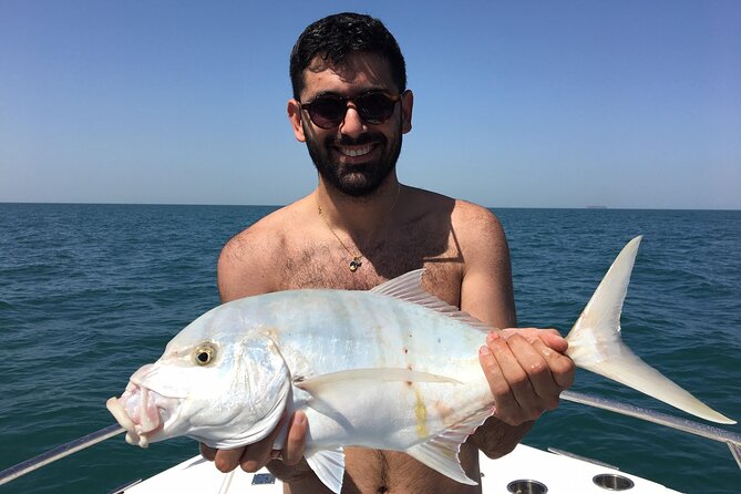 Private Regular Fishing Trip in Dubai - Timing and catch size: why the 3 to 7 PM window changes the game