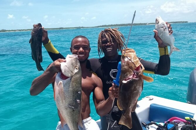 Private Snorkeling And Fishing Activity - The Nassau to Rose Island Speedboat Run (And Why Timing Matters)