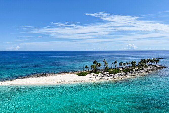 Private Snorkeling or Fishing Charter in Nassau - 38ft Free Time - Private Nassau charter on a 38ft cabin cruiser: what makes it feel different