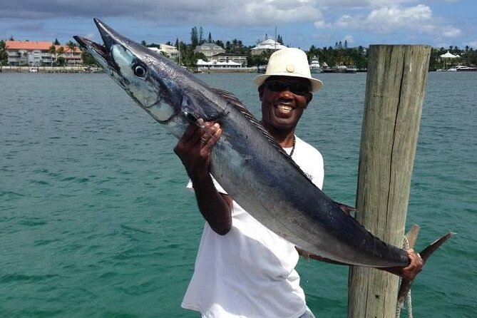 Private Speed Boat for Snorkeling or Fishing in Nassau - 34ft - Beach cruising and swim time: where “flexible” shows up